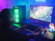 Multistreaming menjelaskan: Apa itu multistreaming di Twitch, bagaimana cara mengaturnya